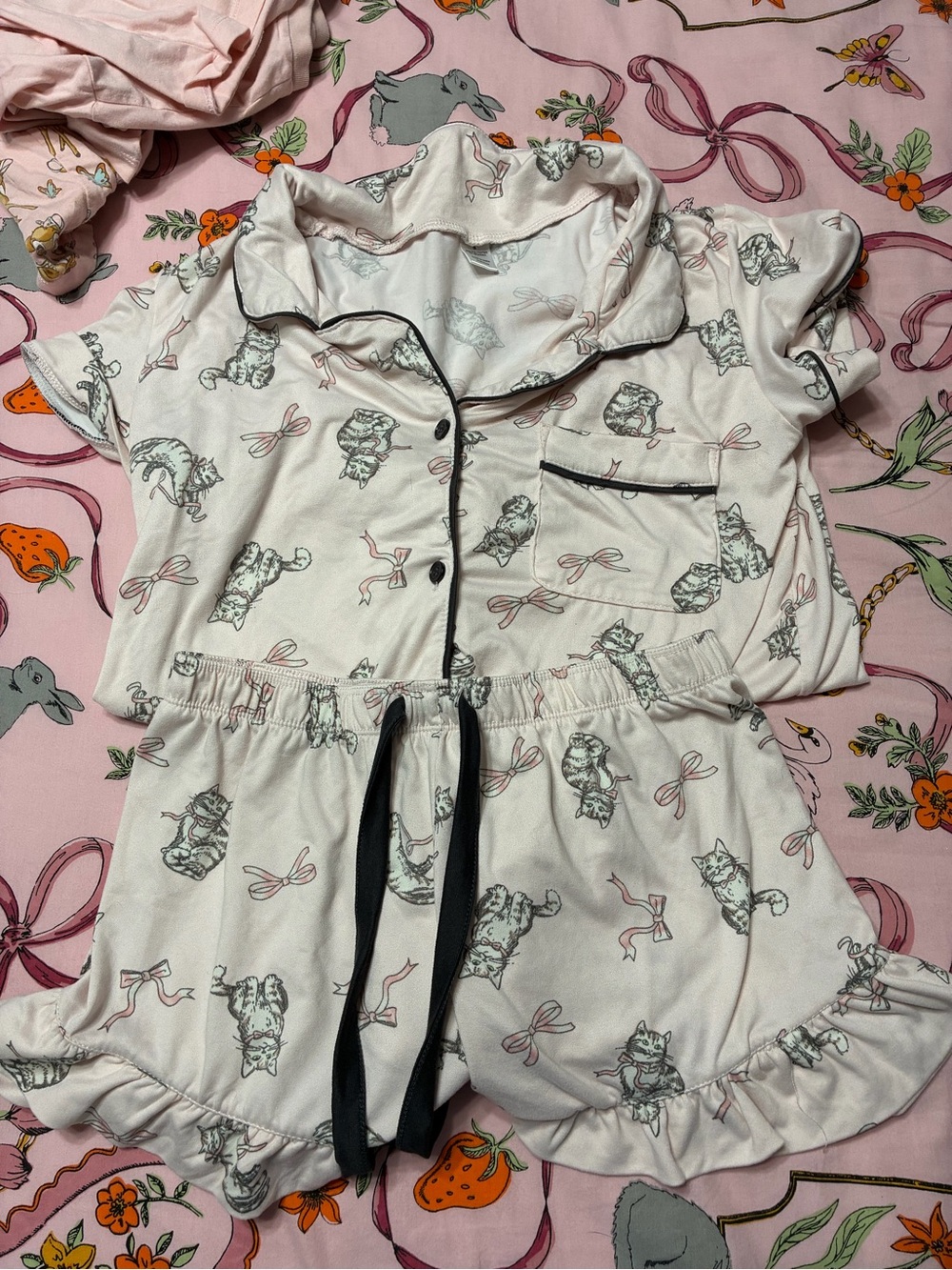 Kids Short Pajama Set with Cat Print - Pink
